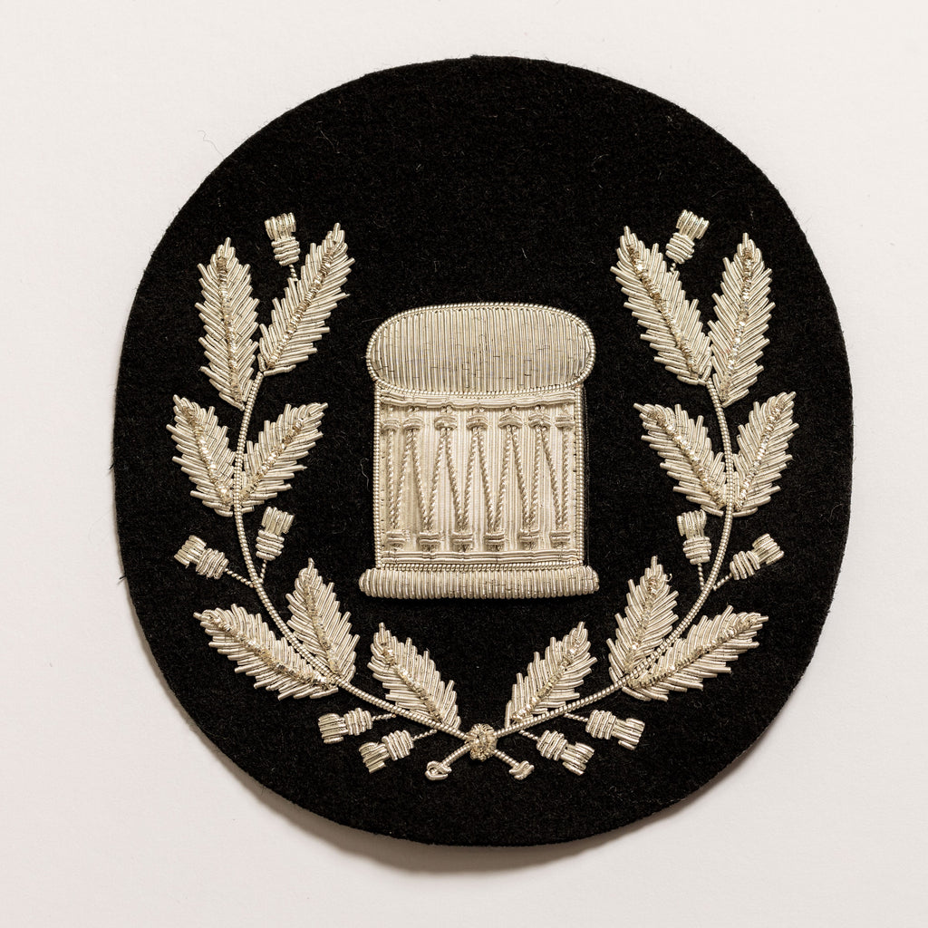 Arm Drum Badge in Wreath (4334332018760)