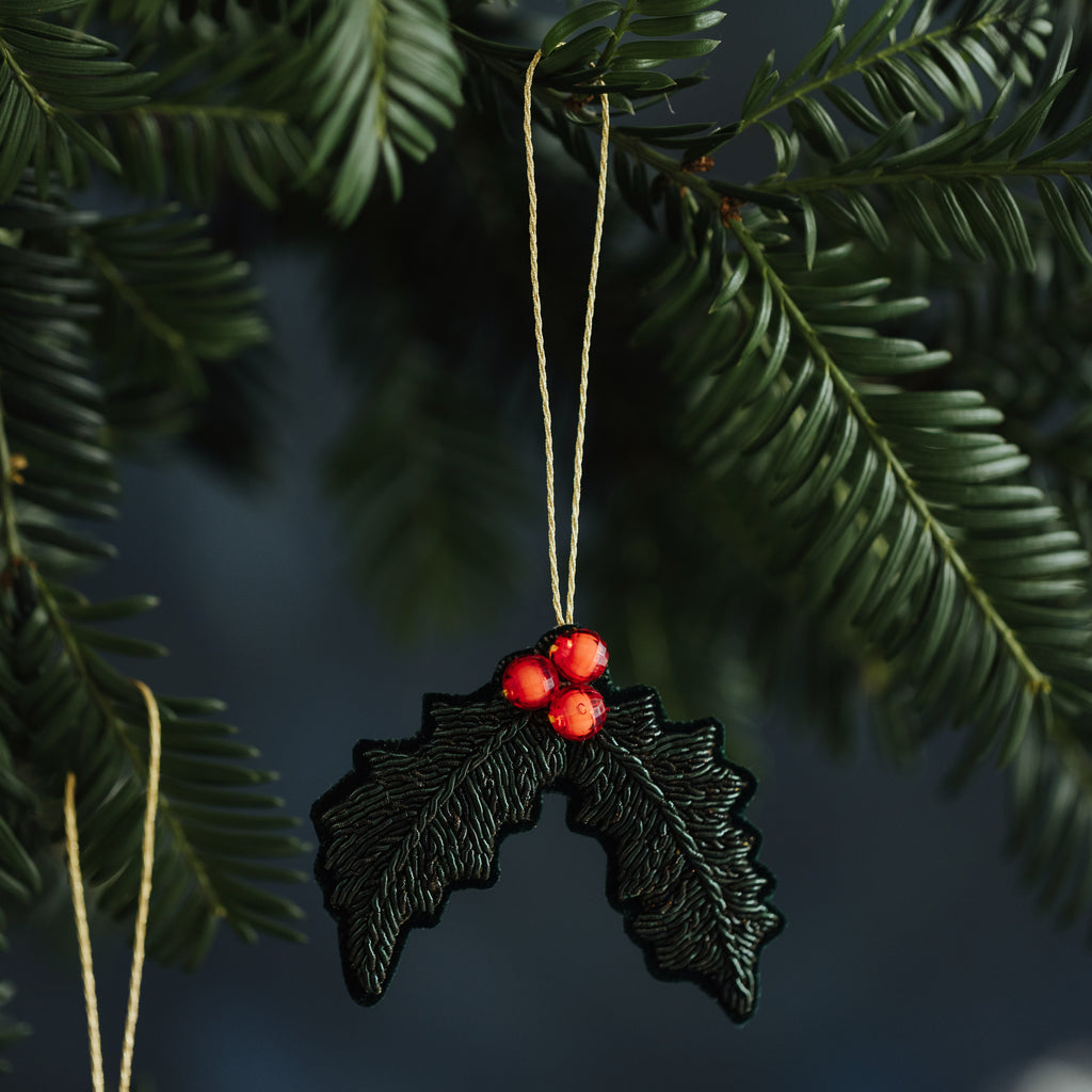 Holly Hanging Decoration (8158874894595)
